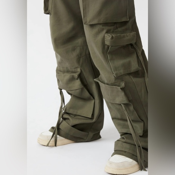 NWT Steve Madden Cargo Pants - Picture 6 of 6